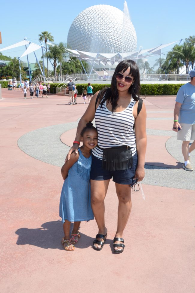 PhotoPass_Visiting_Epcot_7680961718