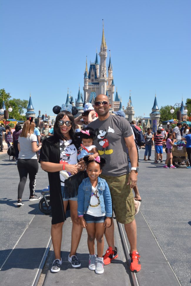 PhotoPass_Visiting_Magic_Kingdom_Park_7679483017