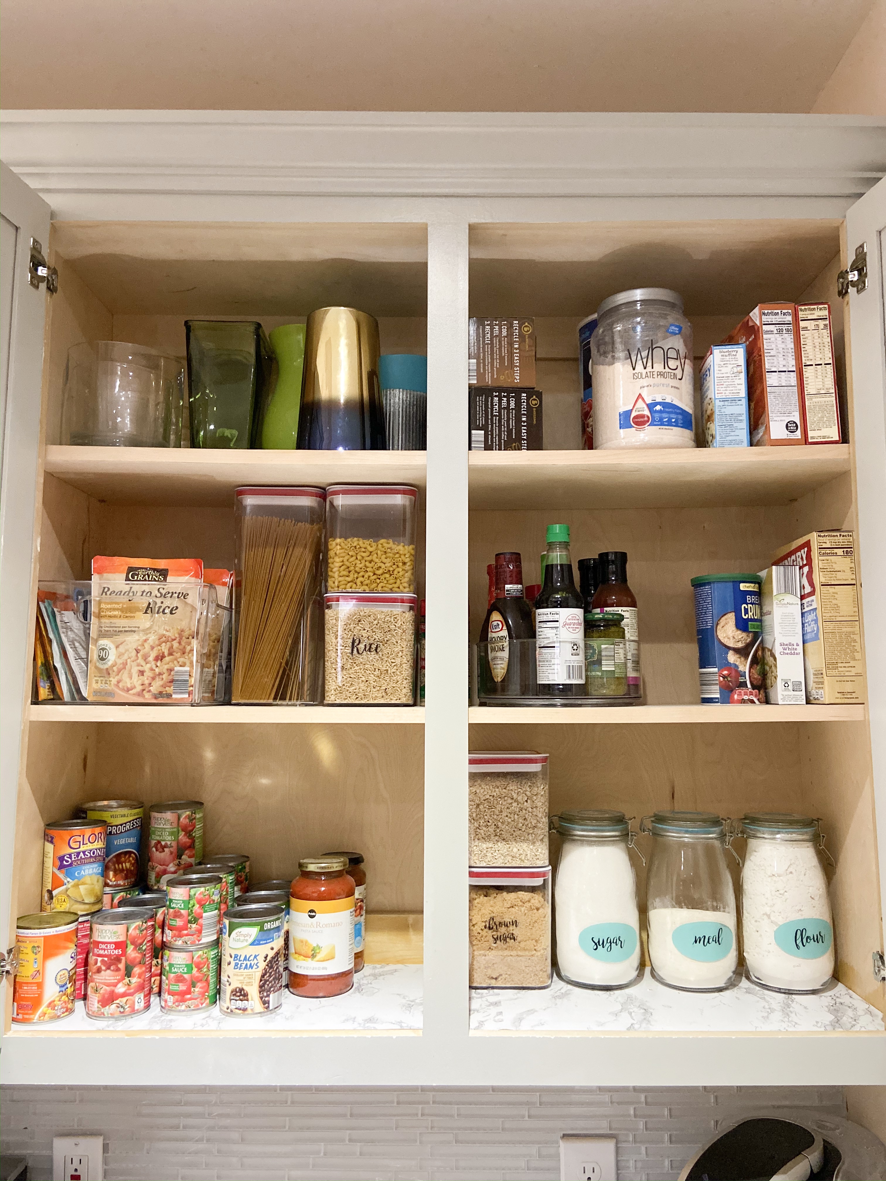 Cabinet Organization Tips - Food Storage 101 - Home Made by Carmona
